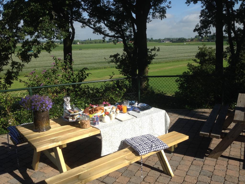 B&B Op De Brabantse Wal Halsteren Dış mekan fotoğraf